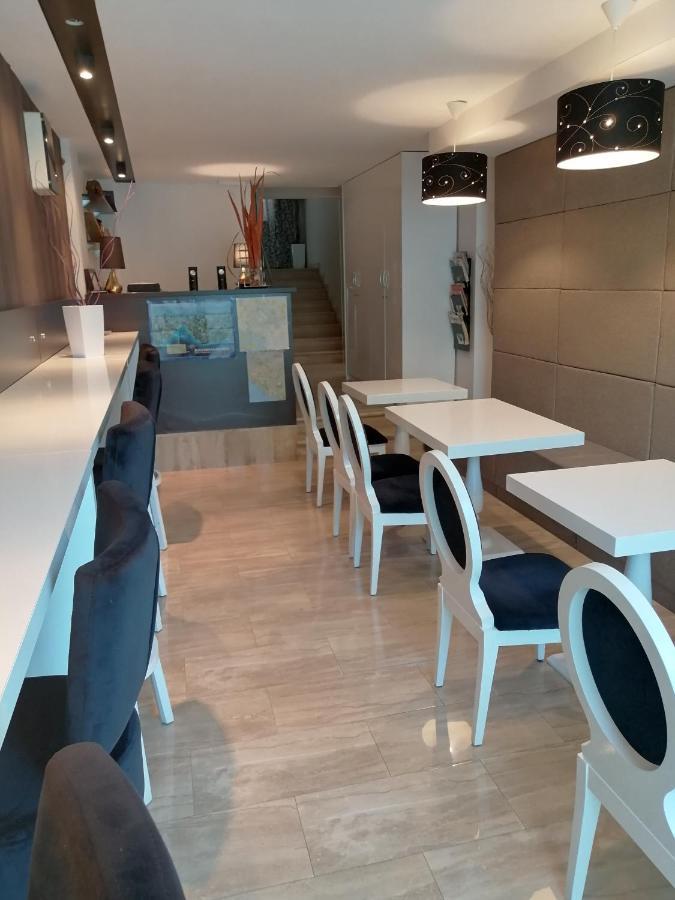Apartments And Rooms Grand Palazzo Μπούντβα Εξωτερικό φωτογραφία