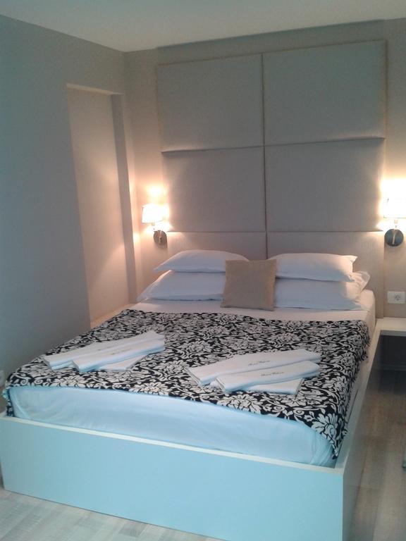 Apartments And Rooms Grand Palazzo Μπούντβα Δωμάτιο φωτογραφία