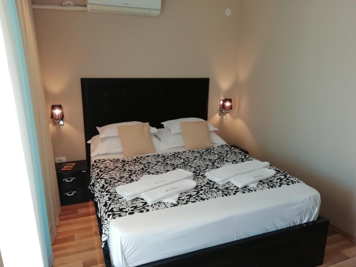 Apartments And Rooms Grand Palazzo Μπούντβα Εξωτερικό φωτογραφία