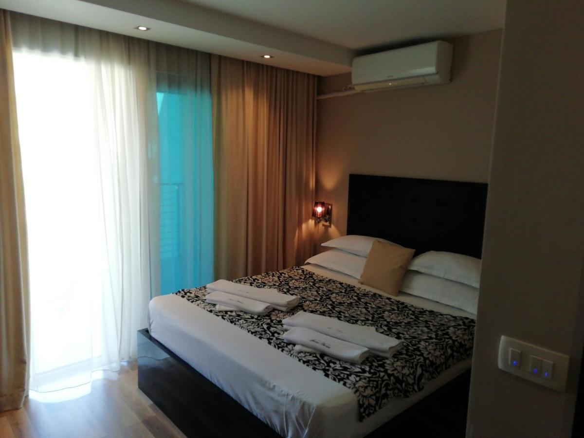 Apartments And Rooms Grand Palazzo Μπούντβα Εξωτερικό φωτογραφία